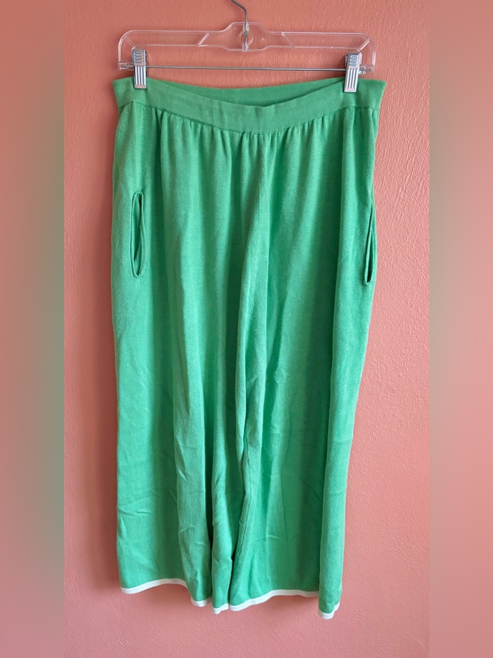 Toit Volant Green Pull-On Boot Cut Sweater Pants